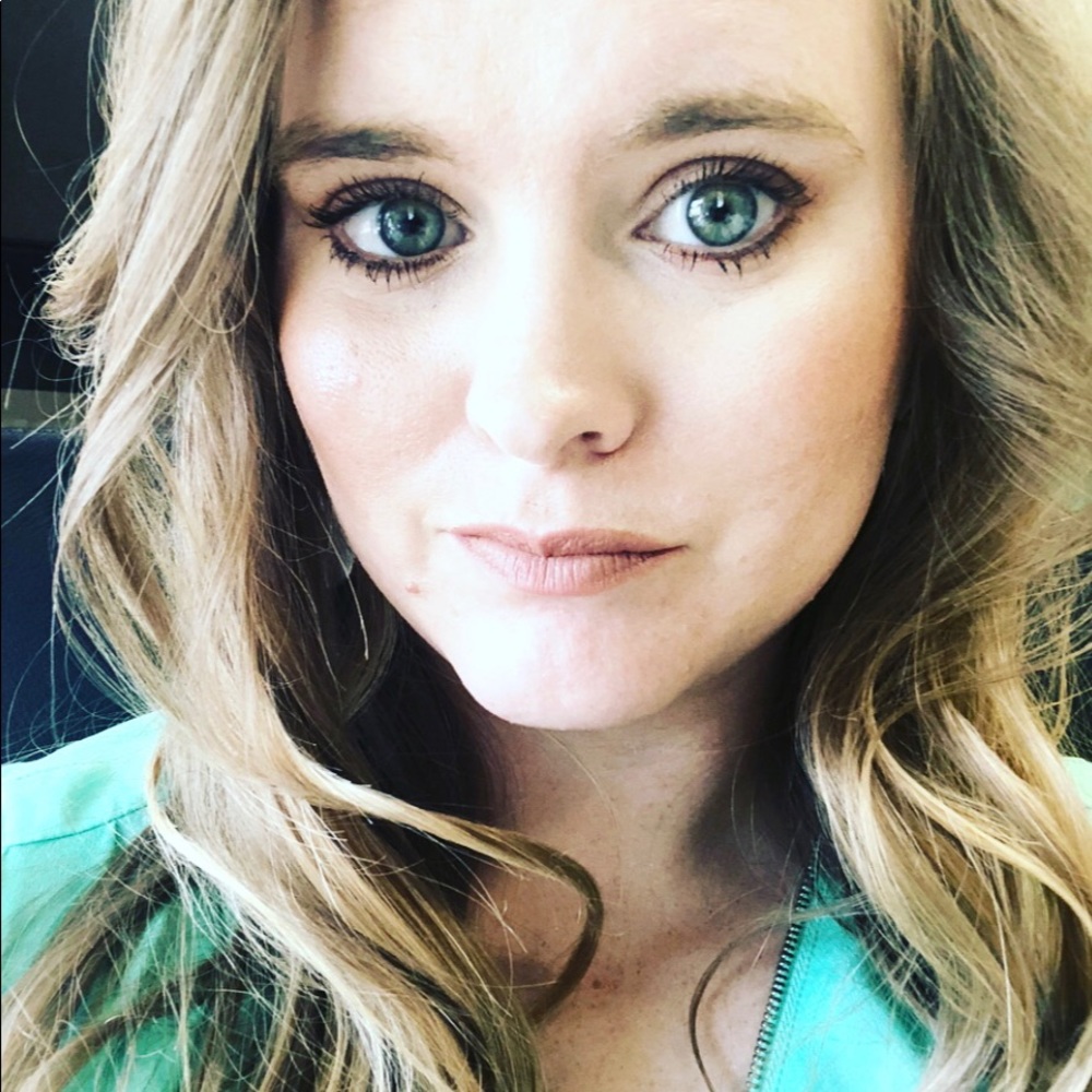 Meet your Posher, Katie